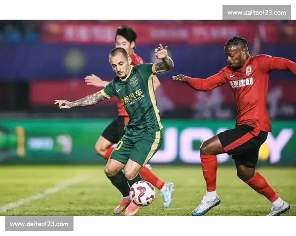 读秒绝平!10 人亚泰 2-2 痛失 3 分,中超保级成三队死局